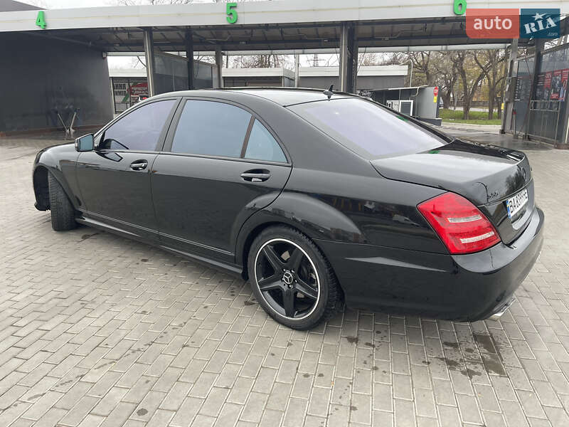 Седан Mercedes-Benz S-Class 2007 в Александрие