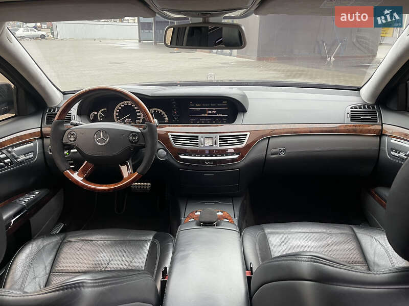 Седан Mercedes-Benz S-Class 2007 в Александрие