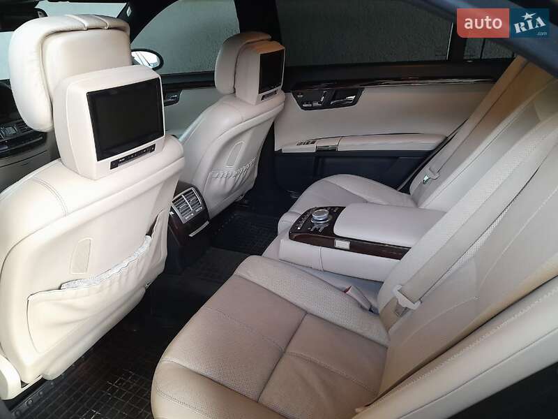 Седан Mercedes-Benz S-Class 2006 в Киеве