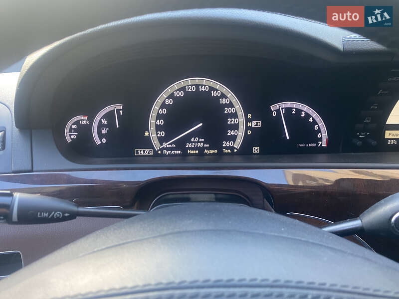 Седан Mercedes-Benz S-Class 2010 в Львове