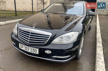 Седан Mercedes-Benz S-Class 2010 в Львове