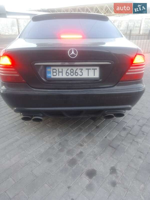 Седан Mercedes-Benz S-Class 2004 в Болграде