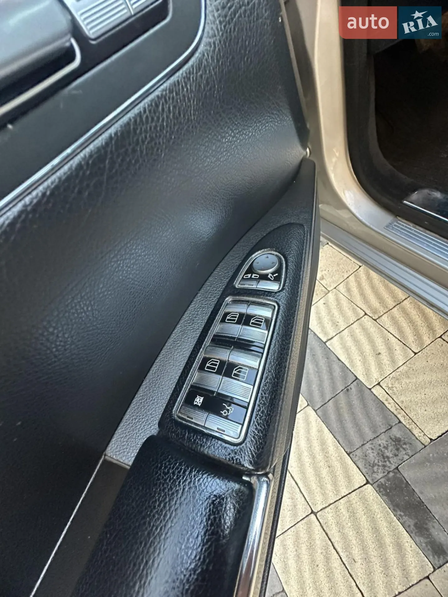 Mercedes-Benz S-Class 2006 VIN WDD2210221A042787 фото оголошення 40 з 206