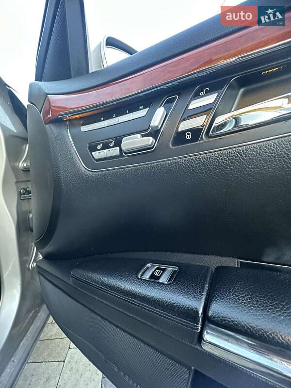 Седан Mercedes-Benz S-Class 2006 в Сарнах