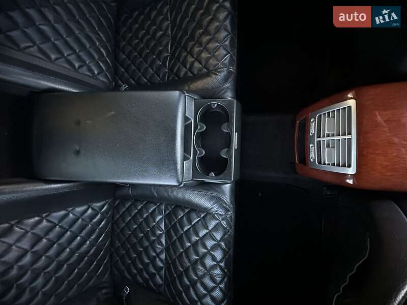 Седан Mercedes-Benz S-Class 2006 в Сарнах