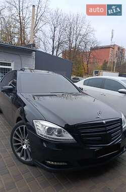 Седан Mercedes-Benz S-Class 2007 в Дніпрі