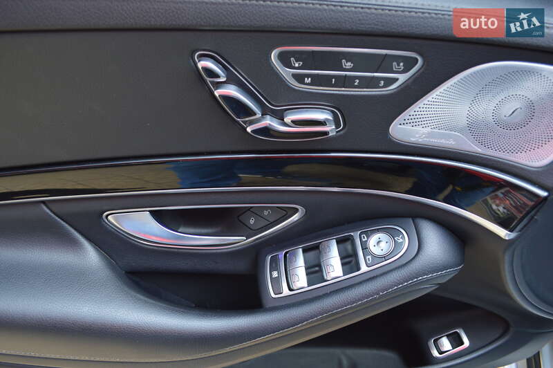 Седан Mercedes-Benz S-Class 2013 в Львові