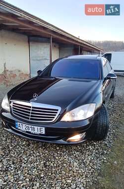 Седан Mercedes-Benz S-Class 2007 в Косове