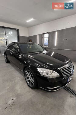 Седан Mercedes-Benz S-Class 2009 в Луцьку