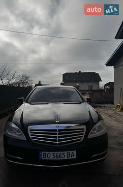 Седан Mercedes-Benz S-Class 2011 в Чорткові