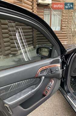 Седан Mercedes-Benz S-Class 2004 в 