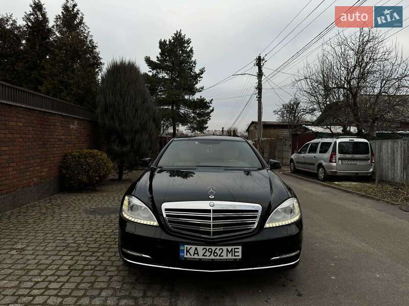 Седан Mercedes-Benz S-Class 2005 в Киеве