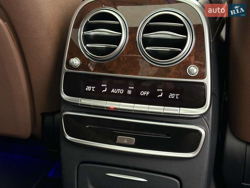 Седан Mercedes-Benz S-Class 2015 в Киеве