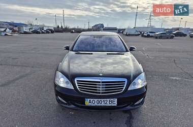 Седан Mercedes-Benz S-Class 2006 в Ужгороде