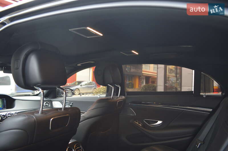 Седан Mercedes-Benz S-Class 2019 в Львові