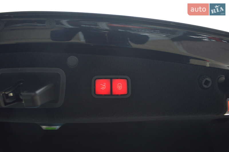 Седан Mercedes-Benz S-Class 2019 в Львові