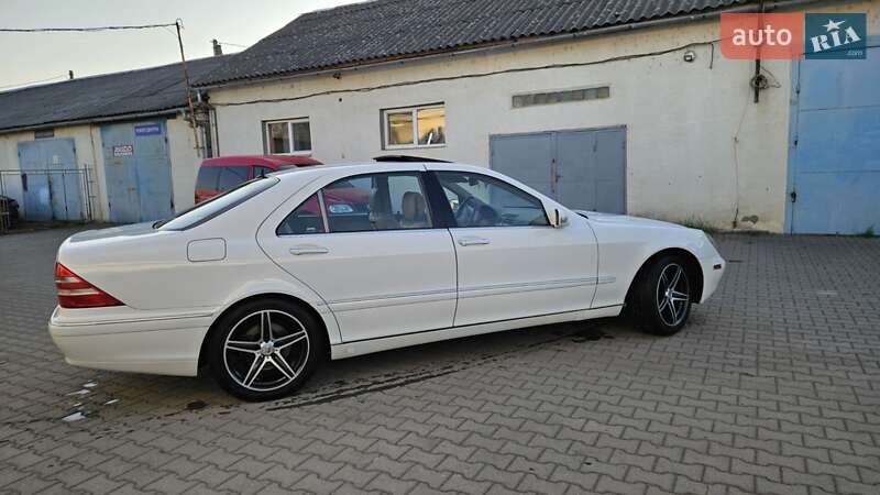 Седан Mercedes-Benz S-Class 2000 в Ужгороді