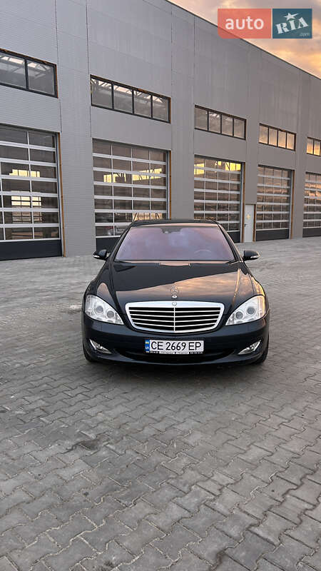 Mercedes-Benz S-Class 2006