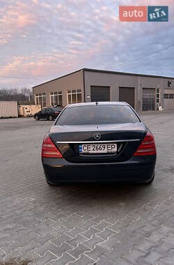 Седан Mercedes-Benz S-Class 2006 в 