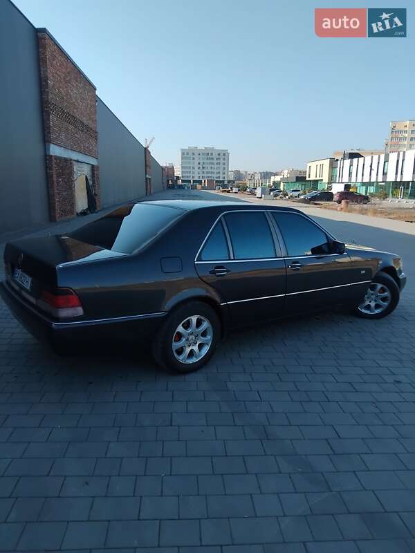Седан Mercedes-Benz S-Class 1992 в Хмельницком