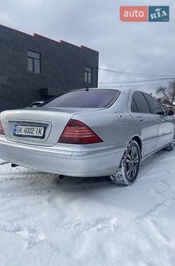 Седан Mercedes-Benz S-Class 2000 в 
