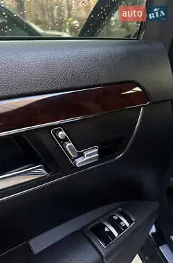 Mercedes-Benz S-Class 2008