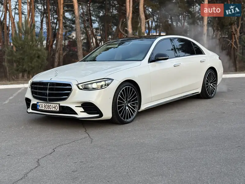 Седан Mercedes-Benz S-Class 2023 в 