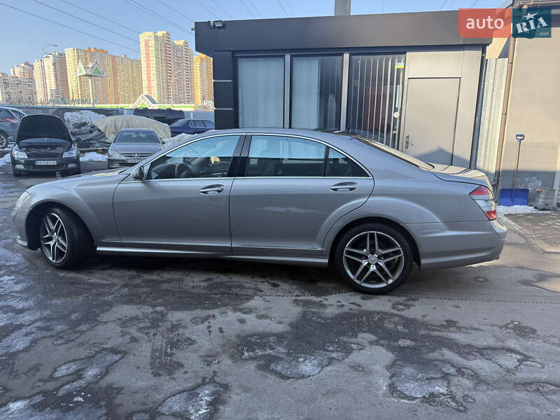 Седан Mercedes-Benz S-Class 2009 в Києві