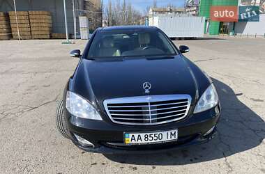 Седан Mercedes-Benz S-Class 2006 в Миколаєві