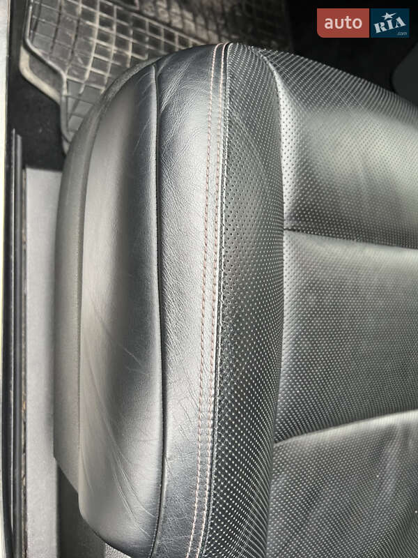 Седан Mercedes-Benz S-Class 2012 в Черкасах