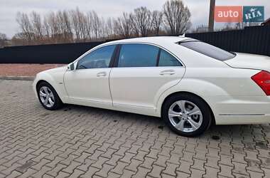 Седан Mercedes-Benz S-Class 2012 в 