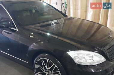 Седан Mercedes-Benz S-Class 2006 в 