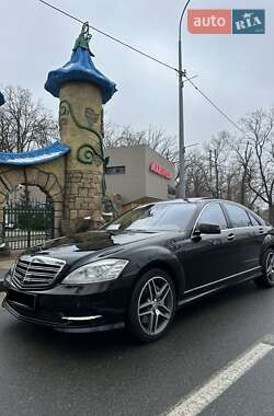 Седан Mercedes-Benz S-Class 2012 в Києві