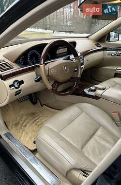 Седан Mercedes-Benz S-Class 2012 в 