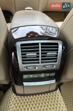 Седан Mercedes-Benz S-Class 2012 в 