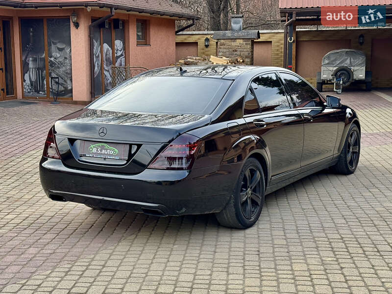 Седан Mercedes-Benz S-Class 2011 в Мукачево