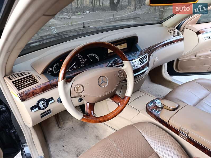 Седан Mercedes-Benz S-Class 2007 в Запорожье