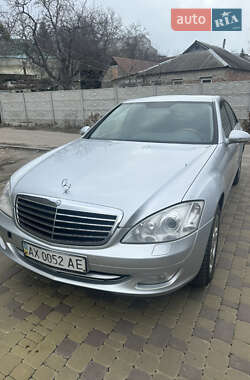 Седан Mercedes-Benz S-Class 2008 в 