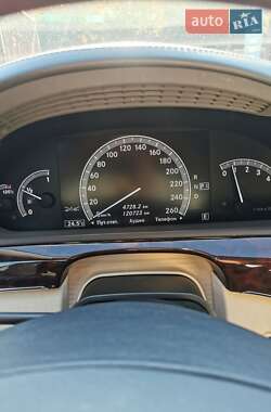 Седан Mercedes-Benz S-Class 2012 в 
