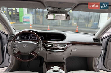 Седан Mercedes-Benz S-Class 2010 в Києві