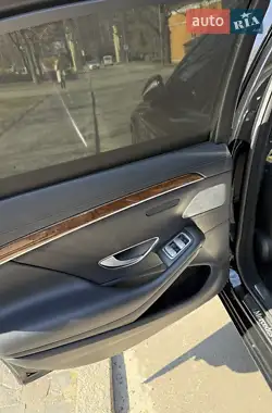 Mercedes-Benz S-Class 2013