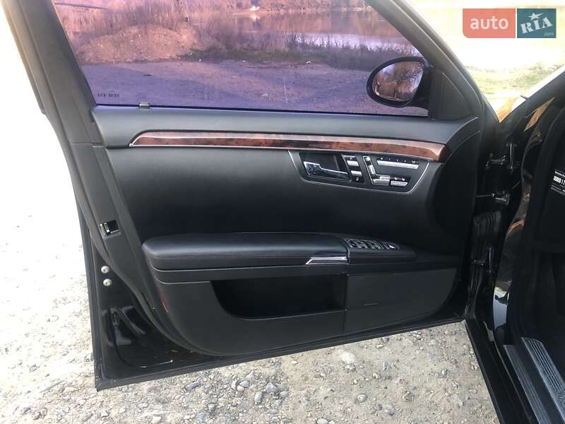 Седан Mercedes-Benz S-Class 2008 в Виннице