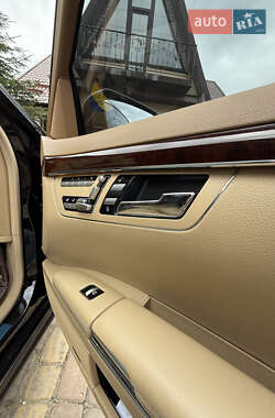 Седан Mercedes-Benz S-Class 2010 в 