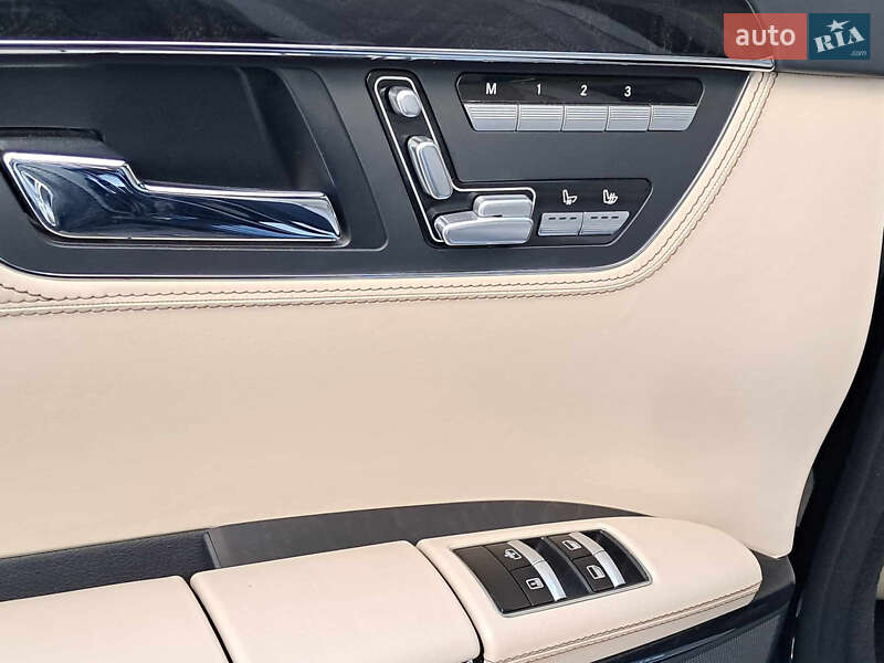 Седан Mercedes-Benz S-Class 2010 в Ивано-Франковске