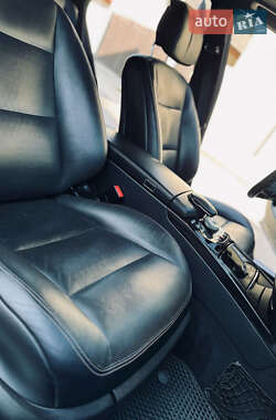 Седан Mercedes-Benz S-Class 2011 в 