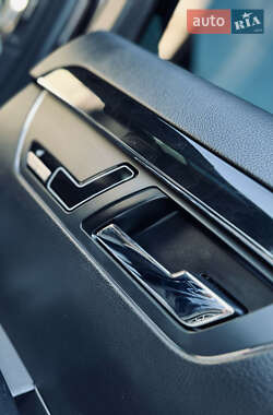 Седан Mercedes-Benz S-Class 2011 в 