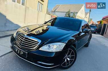 Седан Mercedes-Benz S-Class 2011 в 