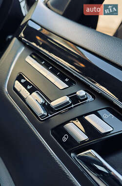 Седан Mercedes-Benz S-Class 2011 в 