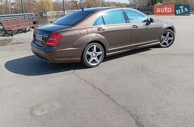 Седан Mercedes-Benz S-Class 2011 в 