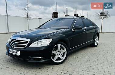 Седан Mercedes-Benz S-Class 2011 в Виннице